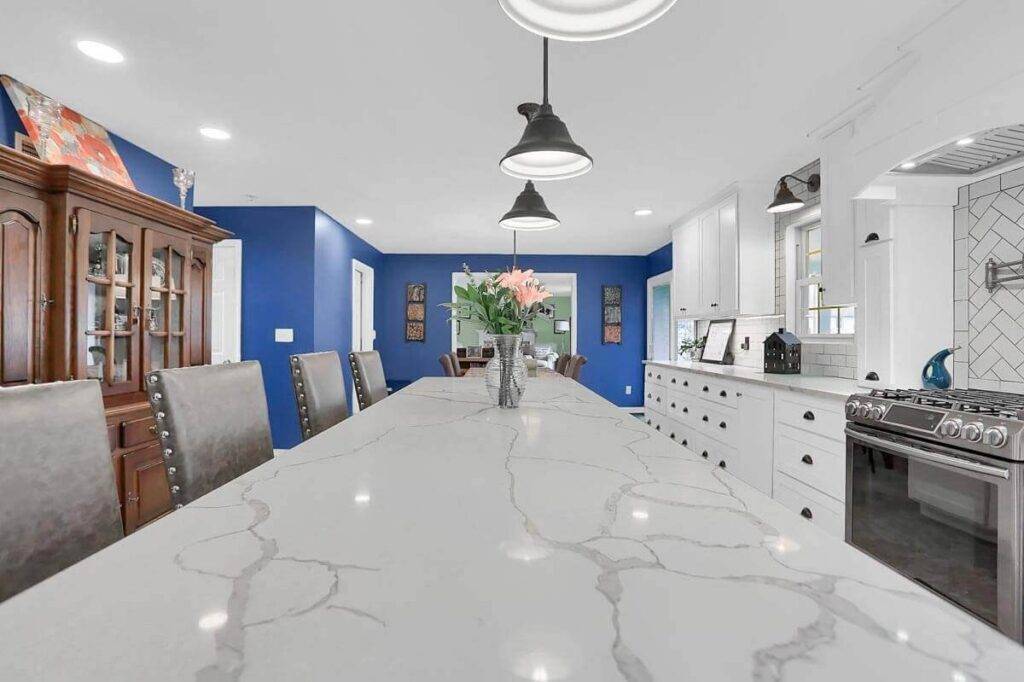 Classique Quartz Island countertop